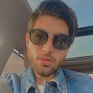 Meet your Posher, Amir